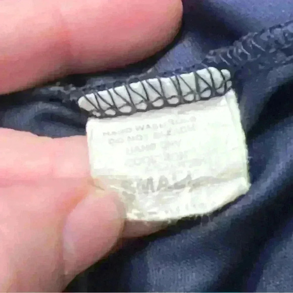 ⭐️2/$10⭐️ Patterned women’s long sleeved shift dress size S - Picture 4 of 7